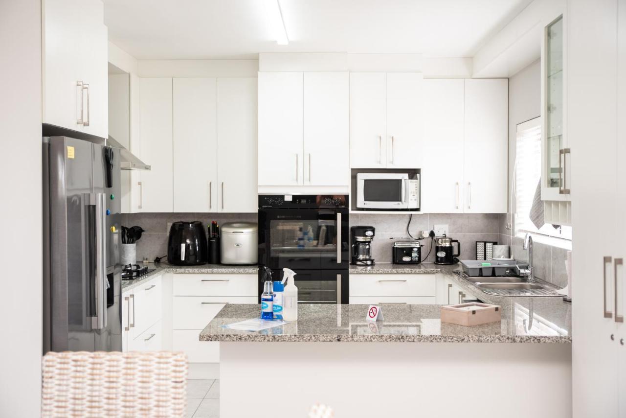 Settle Inn Self Catering Units Colchester Eksteriør billede